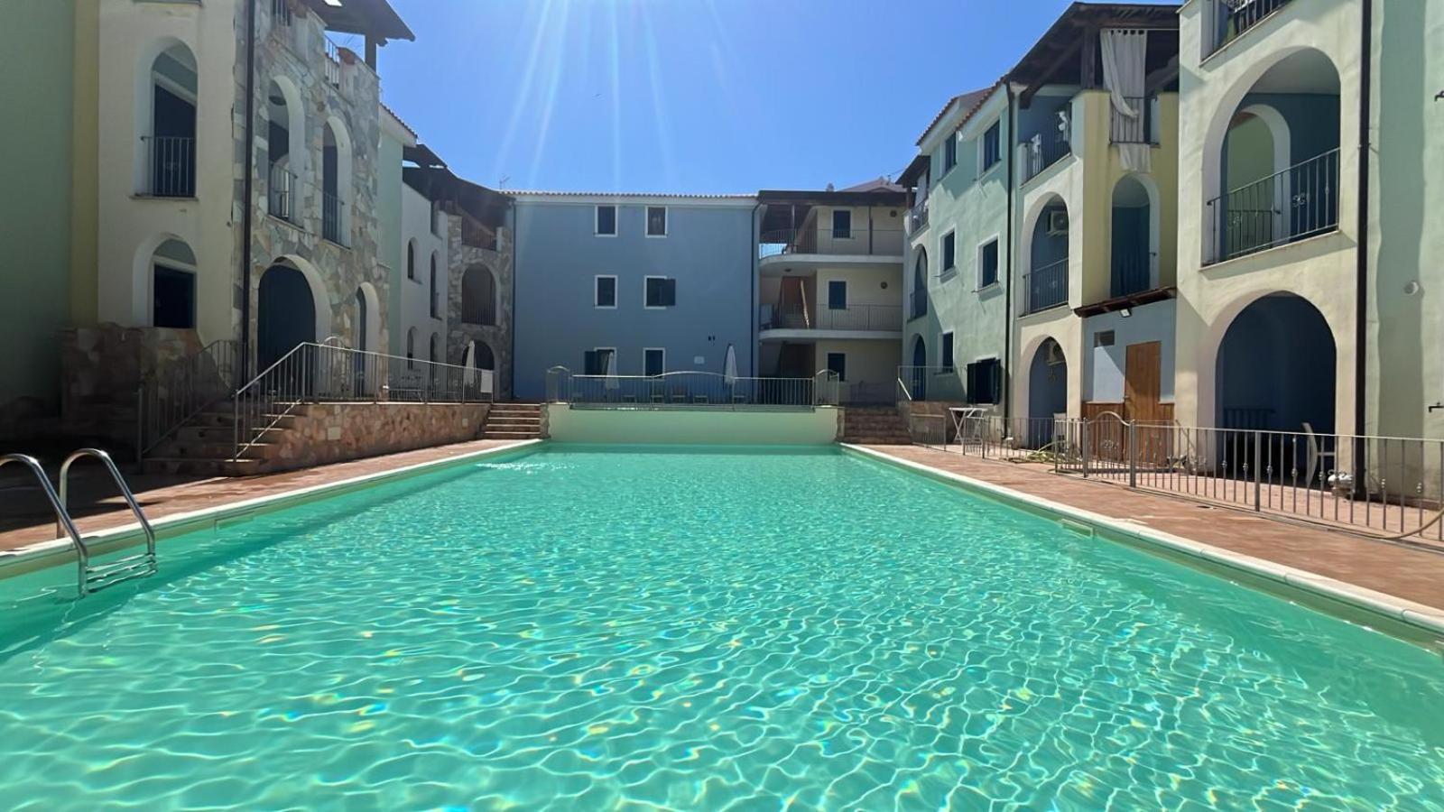 Appartamento Con Piscina فاليدوريا المظهر الخارجي الصورة